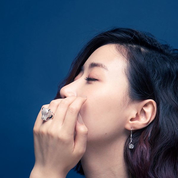 屬於豹的高傲璀鑽系列戒指